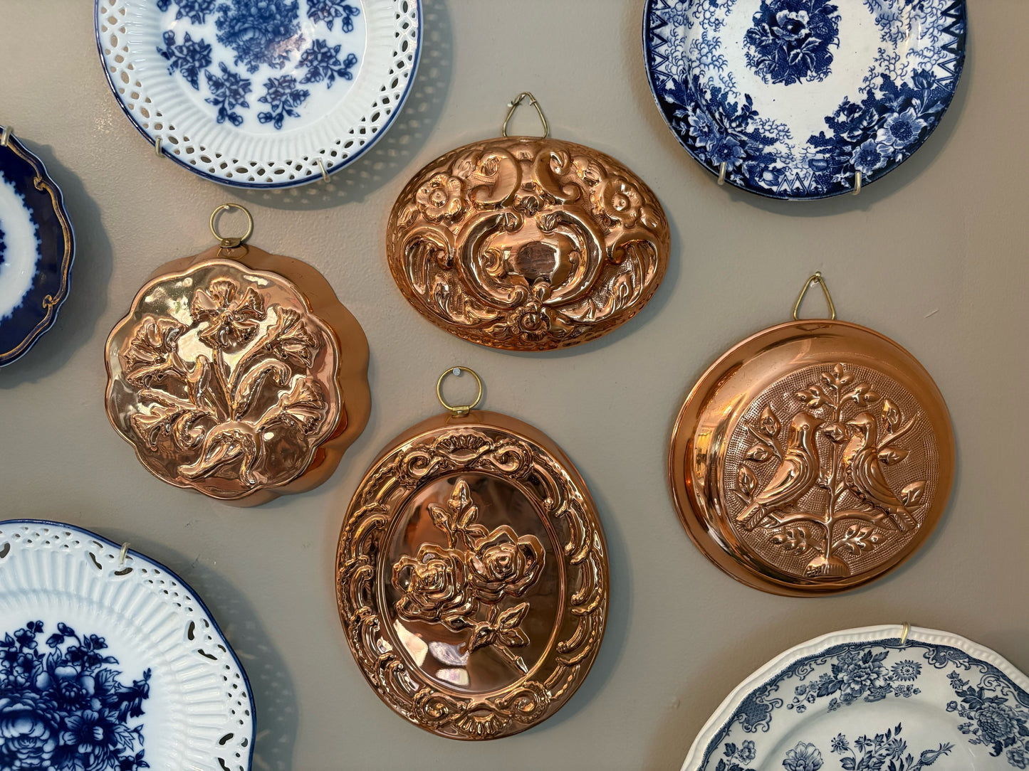 Vintage Oval Floral Copper Mold
