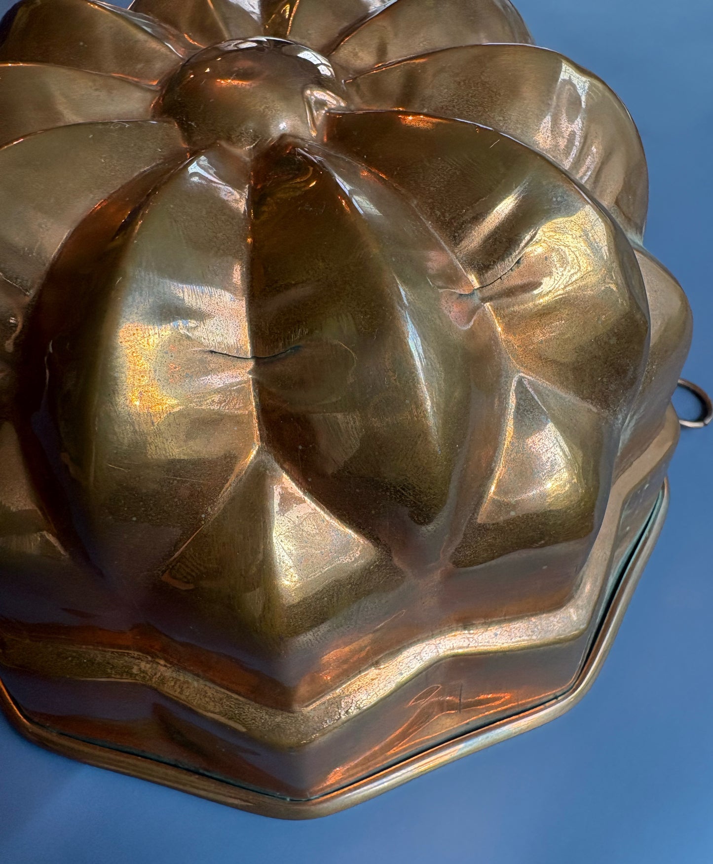 Vintage Round and Chevron Copper Mold