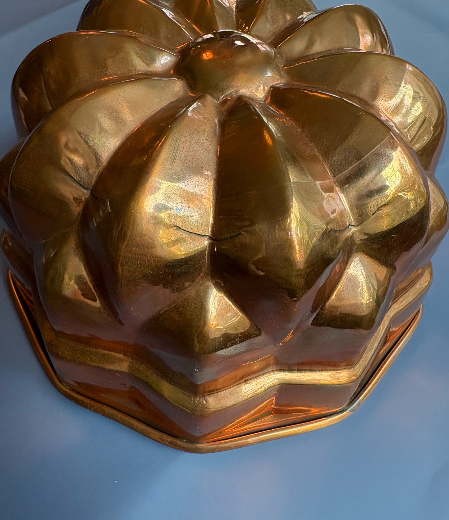 Vintage Round and Chevron Copper Mold